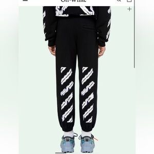 Off white airport tape sweatpants with original tag on. Size M.